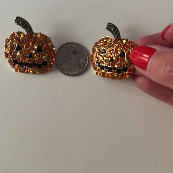 Baublebar pumpkin/jack-o-lantern earrings - Picture 3 of 3